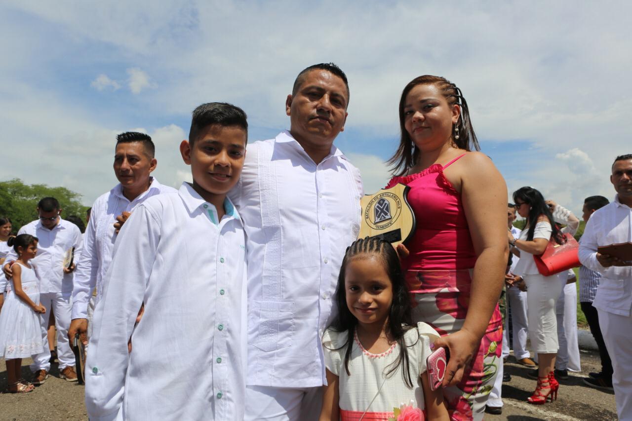 Faiber Gamboa en compañía de su esposa Olga Chantri y sus hijos Daniel y Hanna. Faiber Gamboa en compañía de su esposa Olga Chantri y sus hijos Daniel y Hanna.