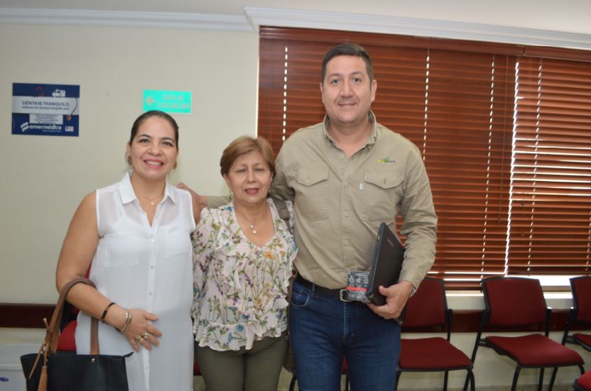 Luceny Muñoz, Luz Mila Moyano y Hernando Lozano