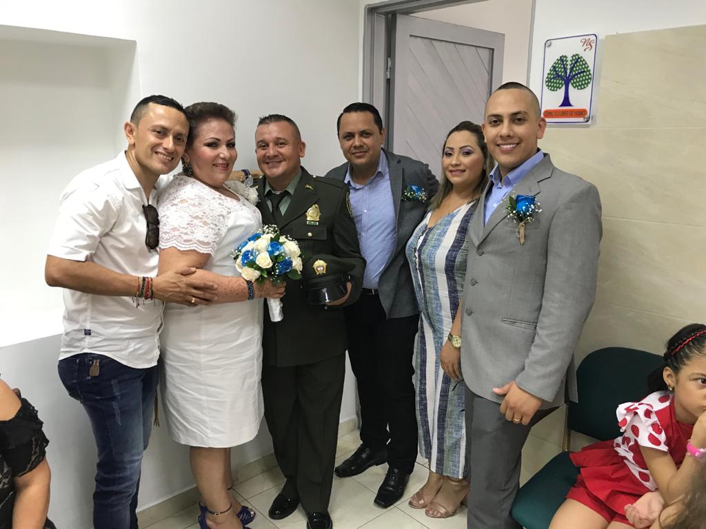 De izquierda a derecha William Murcia Plaza, María Nelly Plaza Artunduaga, Fredy Vásquez Chala, Eliecer Murcia Plaza, Leidy Gisela Murcia Plaza, Juan Sebastián Murcia Plaza.