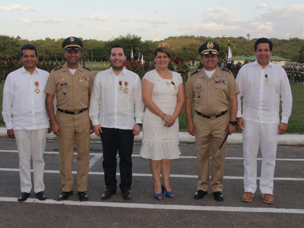 Ariel Rincón, coronel Óscar Rodríguez, Felipe Lozada, Liliana Vásquez, general Raúl Rodríguez y Rodrigo Lara.