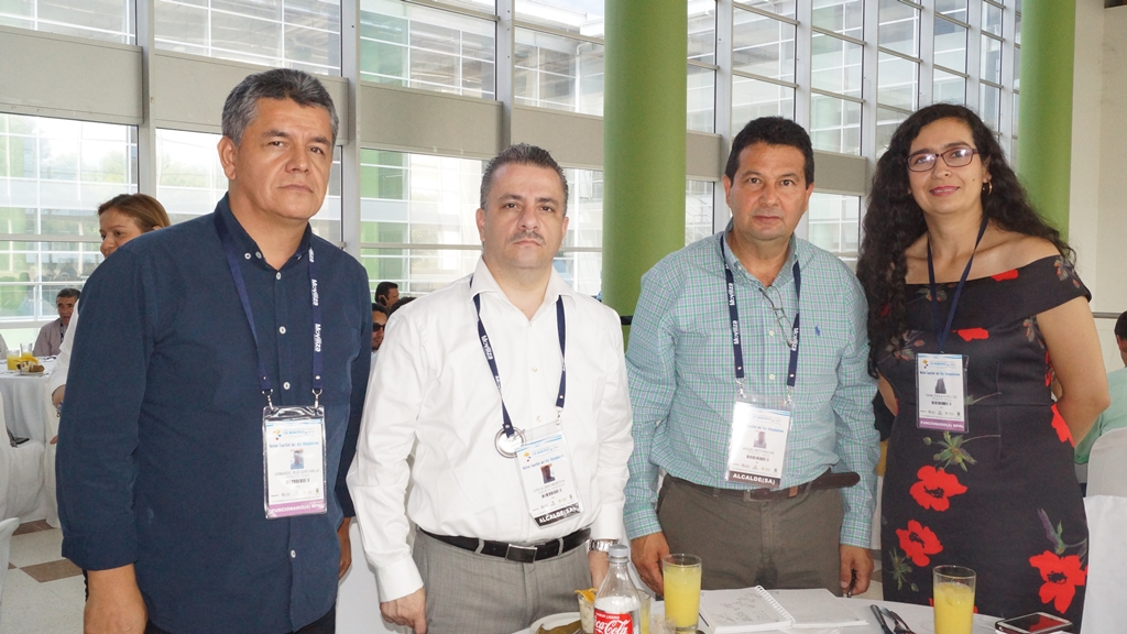 Armando Ruiz,  Iván Montes, alcalde de Sábaneta; Miguel Rico alcalde de Pitalito y Diana Cubillos.