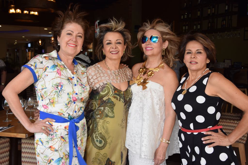 Claudia Olave, María Gisella Ramírez, Rosario Cabrera y Argelia de Plazas.