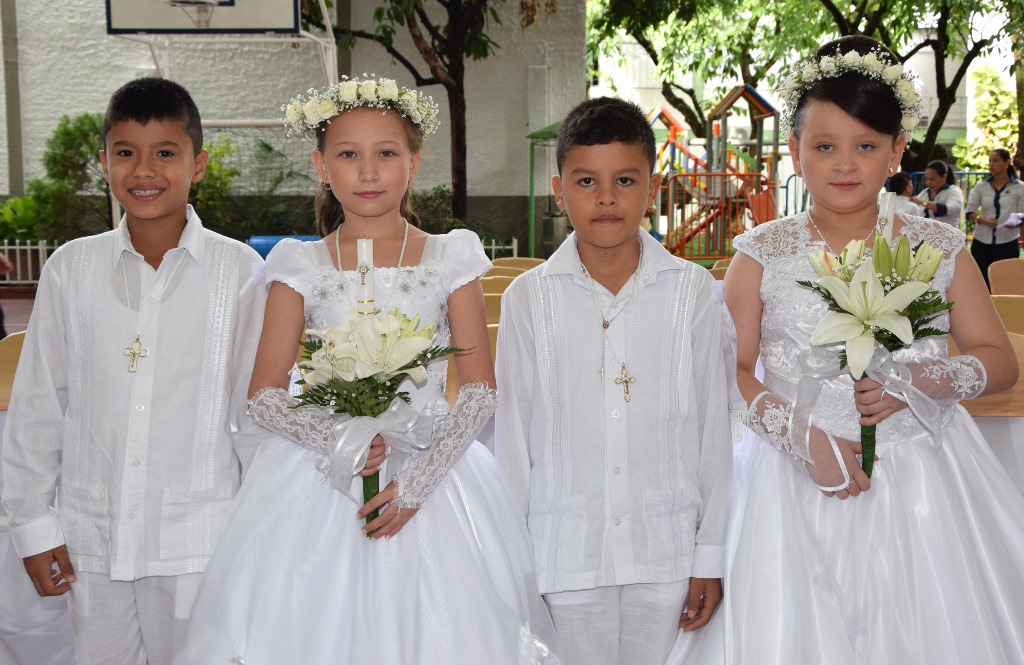 Diego Jovel, María Lucía Martínez, Juan Sebastián Chaux, María Valentina Camacho.