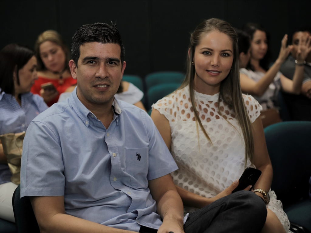 Diego Rojas y Éricka Marroquín.