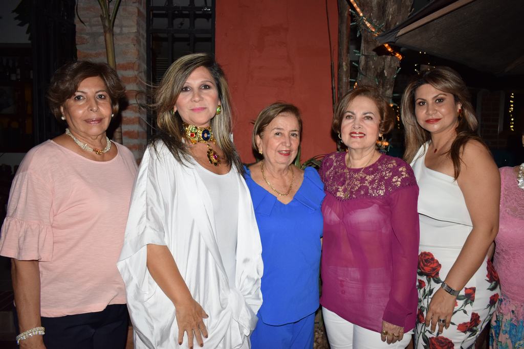 Gloria de Rubiano, Olguita Gómez, Glorita Tovar, Mercedes Pastrana y Ruth Blanco.