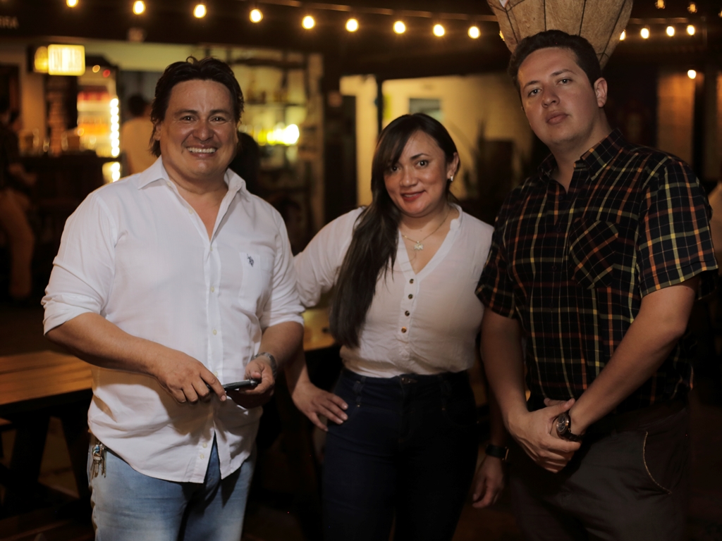 Jhon Méndez,  Adriana Plazas y Fabián Terán.