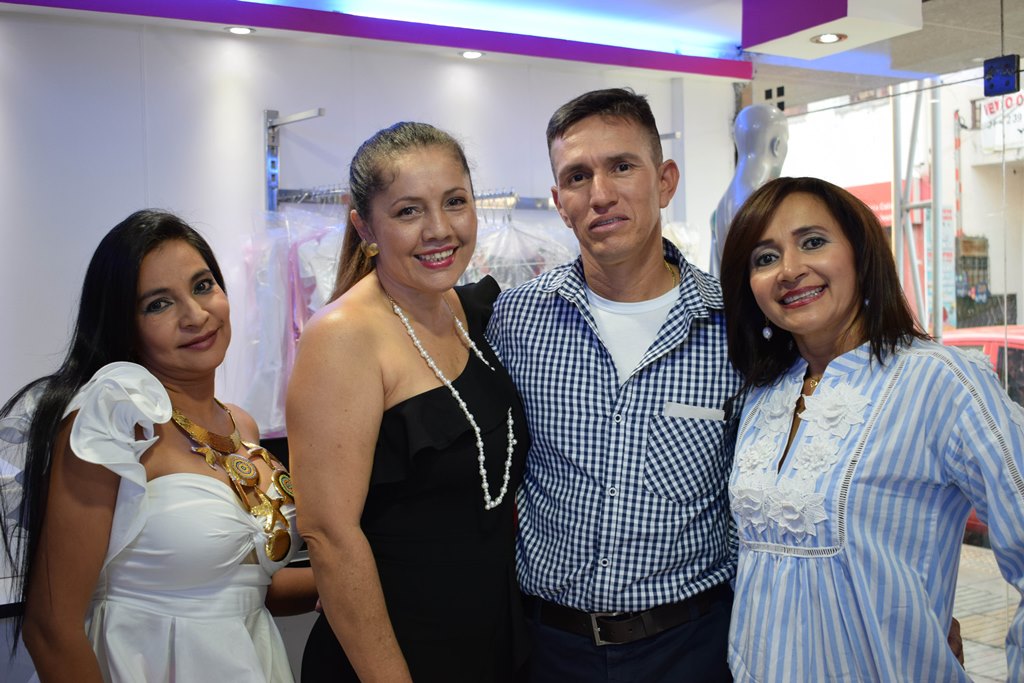 Marleny Lozada, Esmeralda Piedrahita, Fabio Trujillo y Cielo Medina.