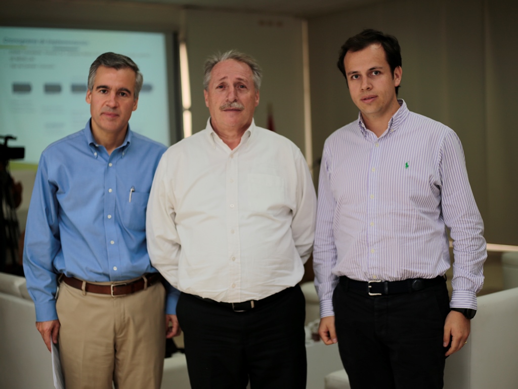 Orlando Cabrales, Carlos Calle y Andrés Sarmiento.