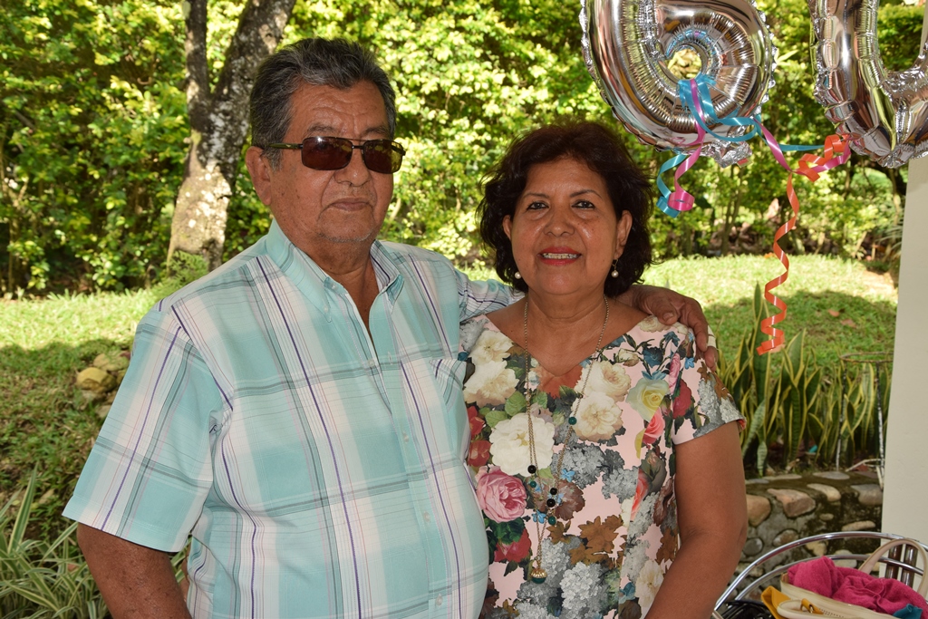 Orlando Sánchez y Luz Alba González.