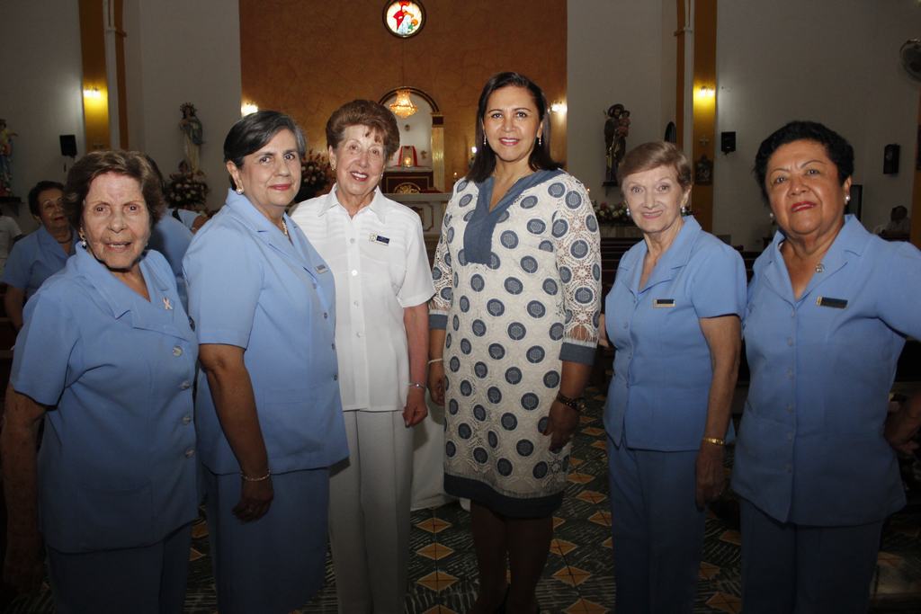 Pepita Rojas, Inés Arévalo de Moncaleano, María Beatriz,  Mariño de Rivera, Nury Stella Prieto, Clara Beltrán de Rojas y María Irma Durán de Tola.