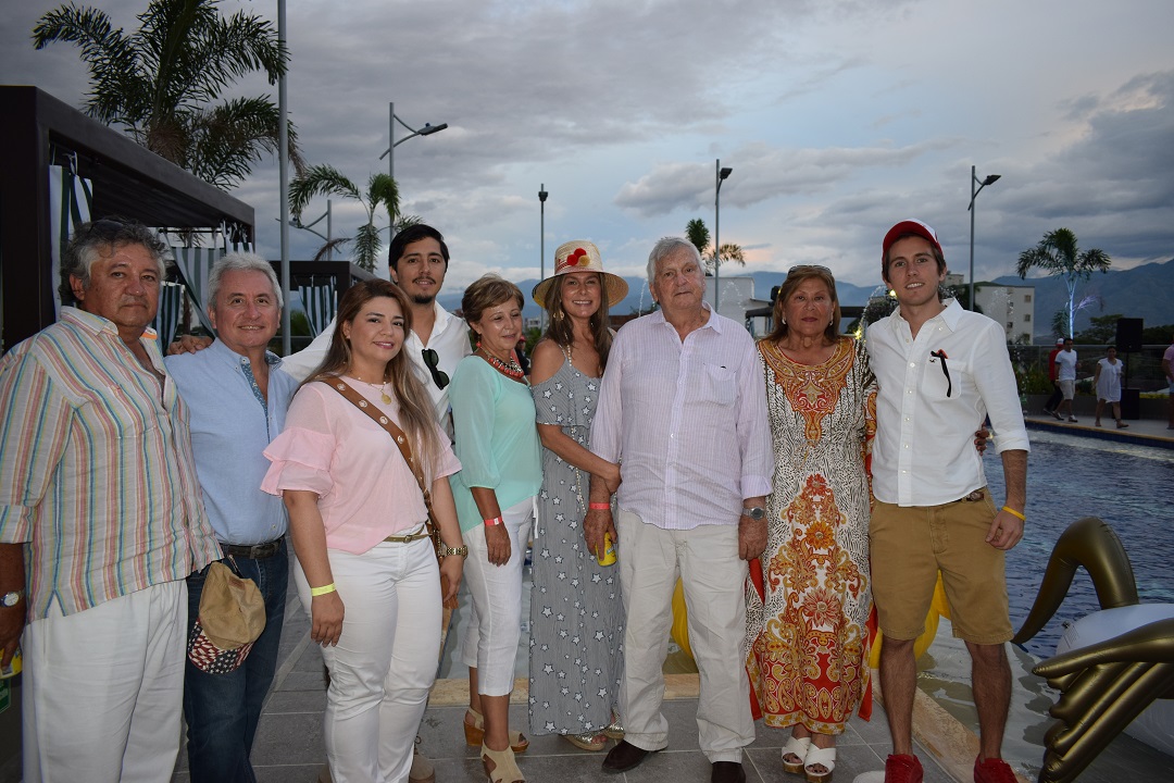 Ricardo Castaño, Fabio Pérez, Camilo Zuluaga, Laura  Franco, Ana María Vanegas, Chavela Cabrera, Lite Cabrera, Martha Cecilia Sierra y Camilo Valenzuela.