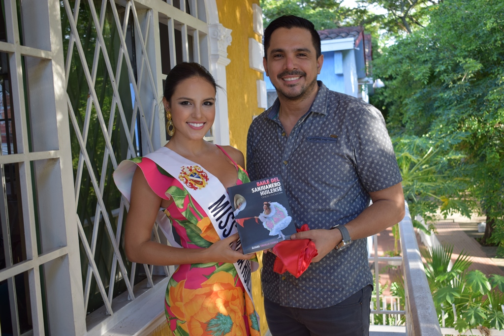 Valentina Quintero, Maja Huila, y Fabián Torres, director Ejecutivo de Corposanpedro.