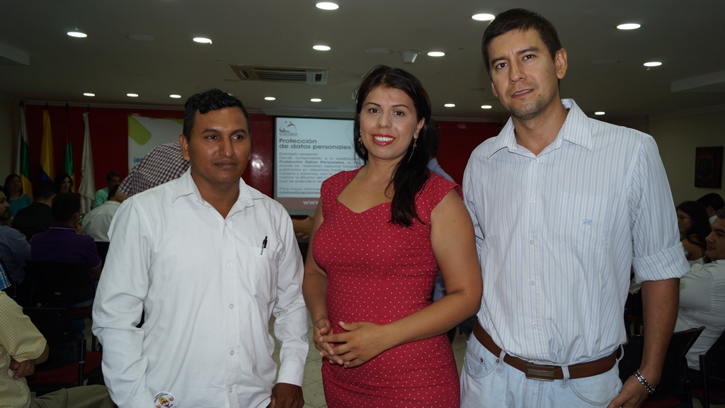 Víctor Molina, Alejandra López y Andrés Galindo.