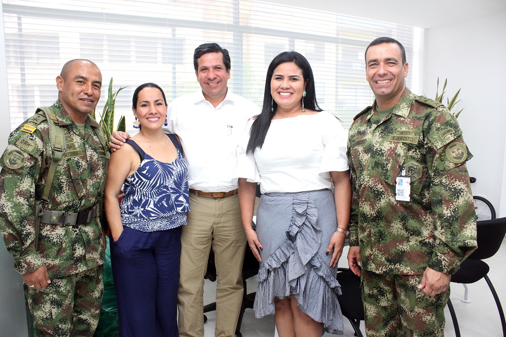 Andreita Muñoz, Cristián Dussán y Carolina Acosta.